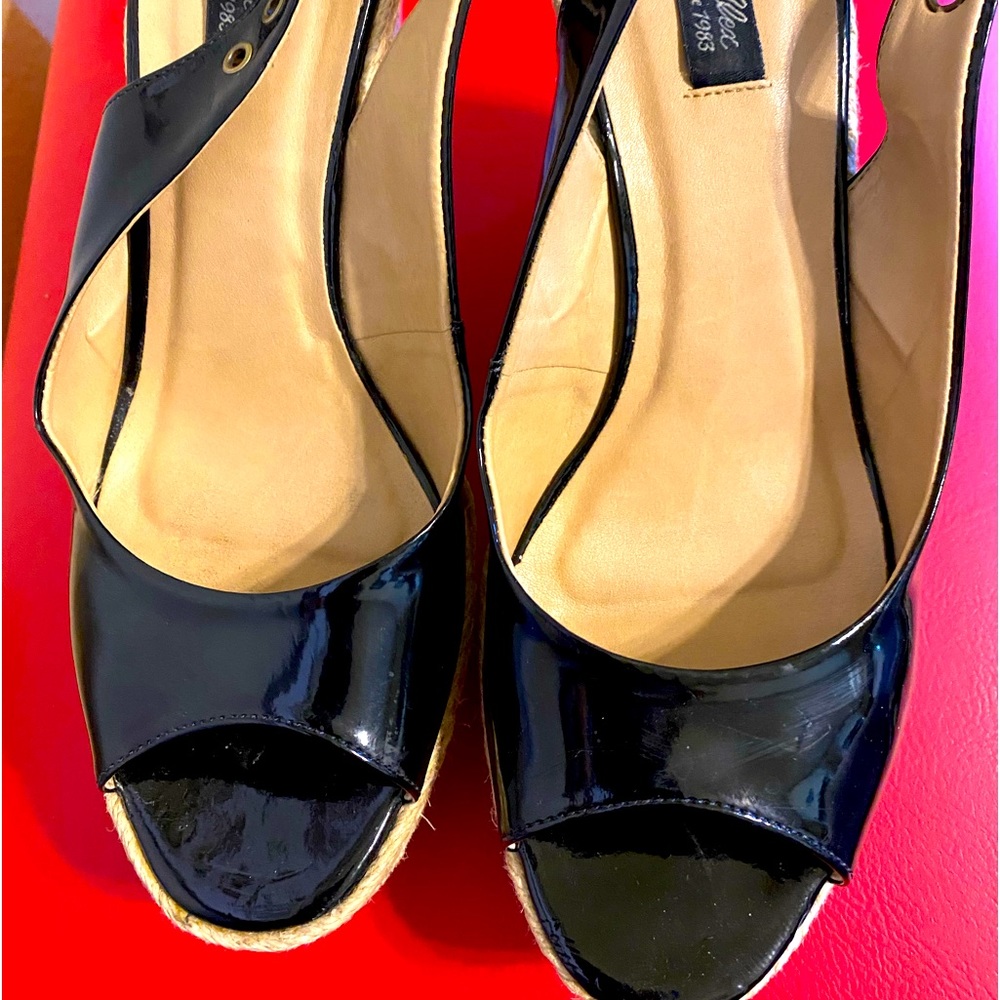 JORGE ALEX BLACK PLATFORM SANDALS